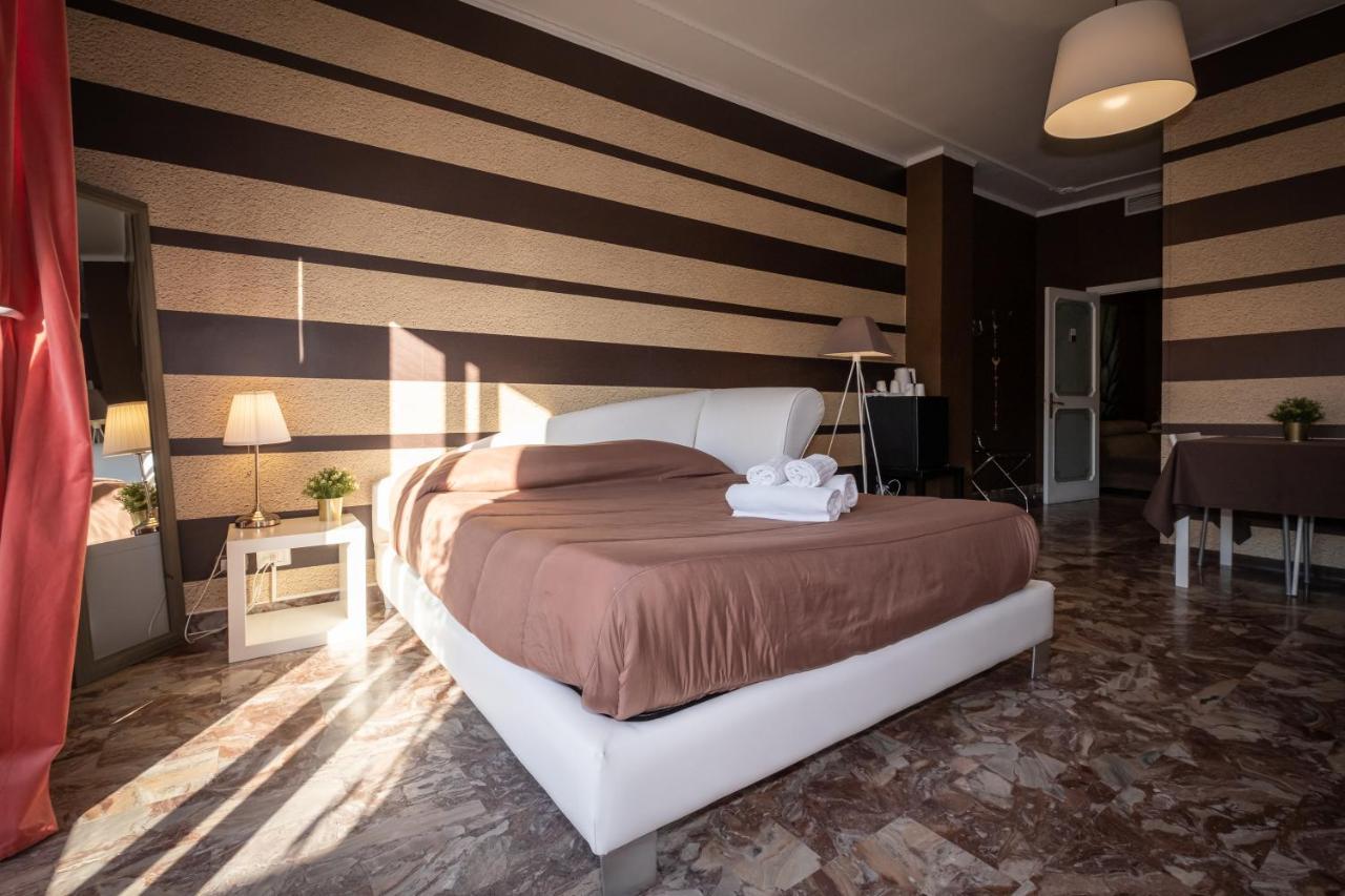 Cconforthotels R&B Semplici Emozioni Bari Buitenkant foto