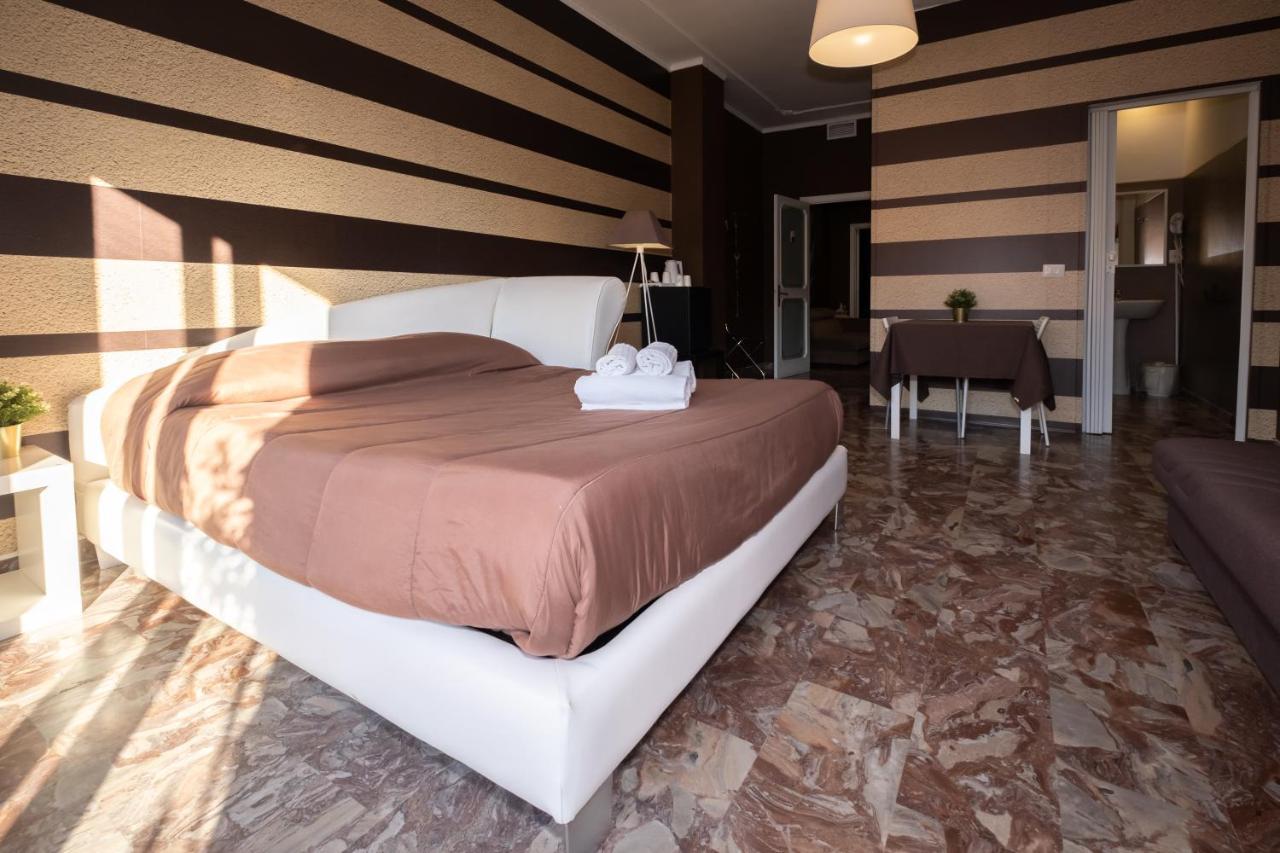Cconforthotels R&B Semplici Emozioni Bari Buitenkant foto