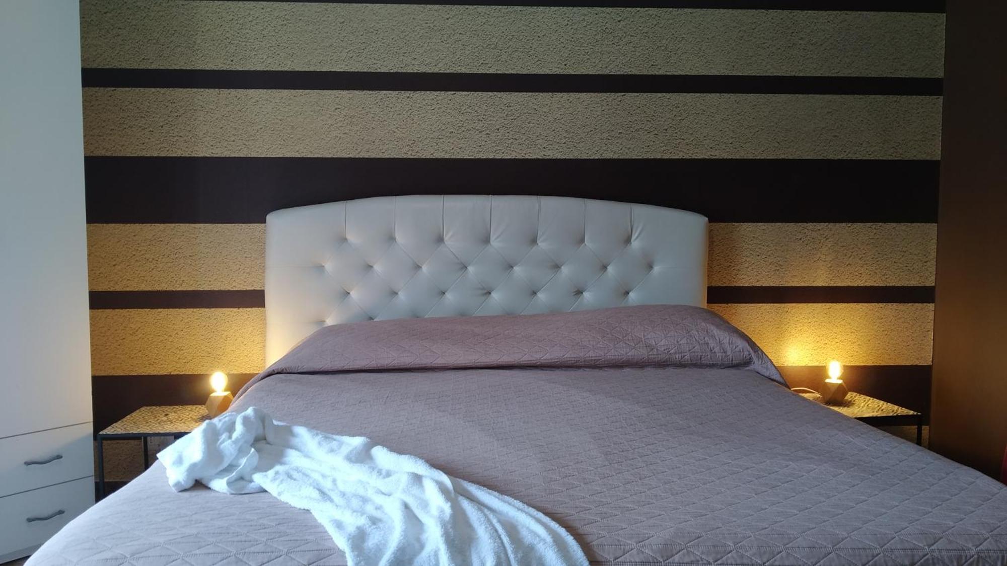 Cconforthotels R&B Semplici Emozioni Bari Buitenkant foto