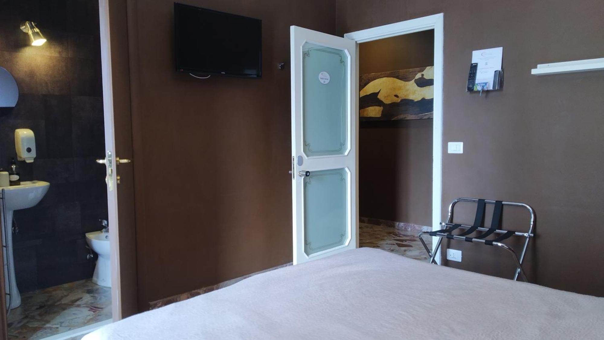 Cconforthotels R&B Semplici Emozioni Bari Buitenkant foto